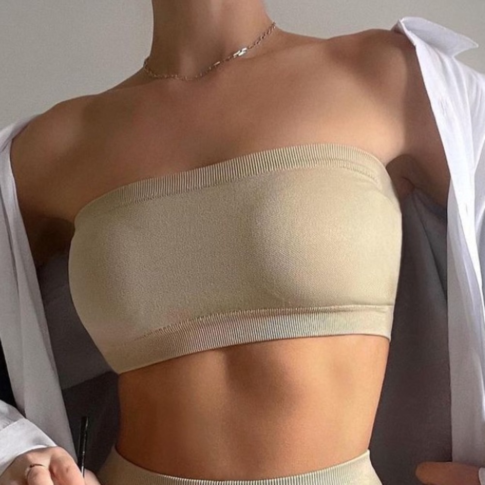 crop shop boutique cleo bandeau in “oat” ♡